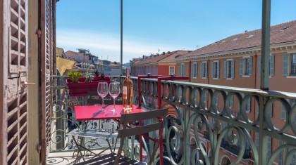 Two bedroom holiday let on Place Massena - ZEN Holiday Rentals in Nice